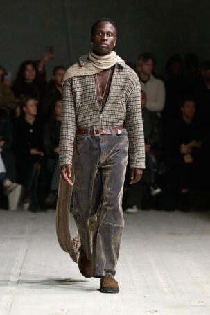 2/27 | Won Hundred Fall 2025 | Photo: James Cochrane | Courtesy of Copenhagen Fashion Week Won Hundred Fall 2025 | Photo: James Cochrane | Courtesy of Copenhagen Fashion Week