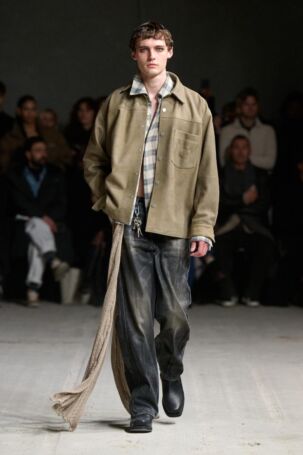 7/27 | Won Hundred Fall 2025 | Photo: James Cochrane | Courtesy of Copenhagen Fashion Week Won Hundred Fall 2025 | Photo: James Cochrane | Courtesy of Copenhagen Fashion Week