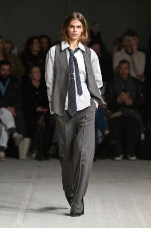 8/27 | Won Hundred Fall 2025 | Photo: James Cochrane | Courtesy of Copenhagen Fashion Week Won Hundred Fall 2025 | Photo: James Cochrane | Courtesy of Copenhagen Fashion Week
