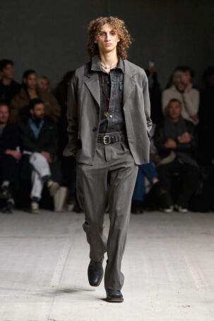 9/27 | Won Hundred Fall 2025 | Photo: James Cochrane | Courtesy of Copenhagen Fashion Week Won Hundred Fall 2025 | Photo: James Cochrane | Courtesy of Copenhagen Fashion Week
