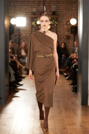 4/27 | Julie de Libran | Spring 2025 Haute Couture | Courtesy of Julie de Libran Julie de Libran | Spring 2025 Haute Couture | Courtesy of Julie de Libran