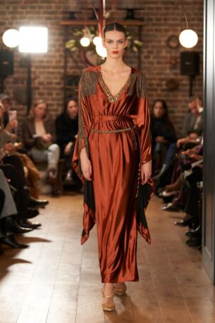 6/27 | Julie de Libran | Spring 2025 Haute Couture | Courtesy of Julie de Libran Julie de Libran | Spring 2025 Haute Couture | Courtesy of Julie de Libran