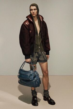 2/24 | Acne Studios | Fall 2025 Menswear | Courtesy of Acne Studios Acne Studios | Fall 2025 Menswear | Courtesy of Acne Studios