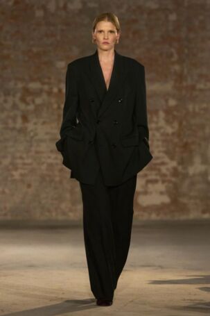6/53 | AMI Paris | Fall 2025 Menswear | Courtesy of AMI Paris AMI Paris | Fall 2025 Menswear | Courtesy of AMI Paris