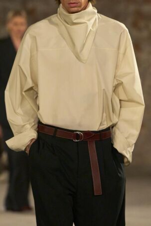 2/21 | Details at AMI Paris | Fall 2025 Menswear | Courtesy of AMI Paris Details at AMI Paris | Fall 2025 Menswear | Courtesy of AMI Paris