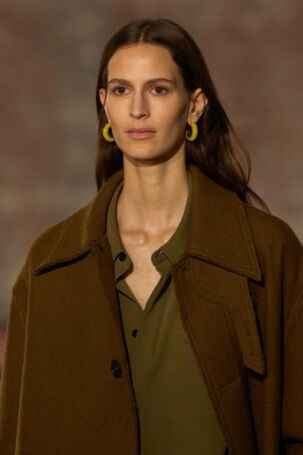 7/21 | Details at AMI Paris | Fall 2025 Menswear | Courtesy of AMI Paris Details at AMI Paris | Fall 2025 Menswear | Courtesy of AMI Paris