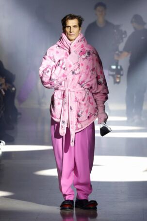 9/39 | Doublet Fall 2025 Menswear | Photo: NOWFASHION.com Doublet Fall 2025 Menswear | Photo: NOWFASHION.com