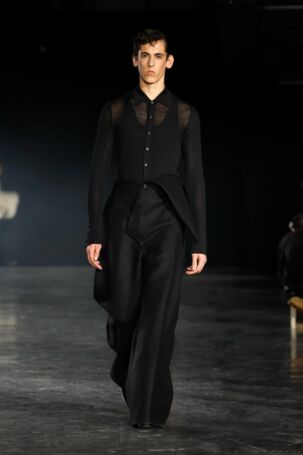 8/41 | EGONLAB Fall 2025 Menswear | Photo: NOWFASHION.com EGONLAB Fall 2025 Menswear | Photo: NOWFASHION.com