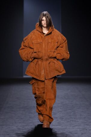 1/38 | Juun.J | Fall 2025 Menswear | Courtesy of Juun.J Juun.J | Fall 2025 Menswear | Courtesy of Juun.J