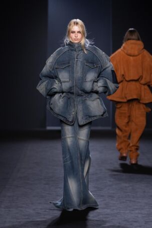 3/38 | Juun.J | Fall 2025 Menswear | Courtesy of Juun.J Juun.J | Fall 2025 Menswear | Courtesy of Juun.J
