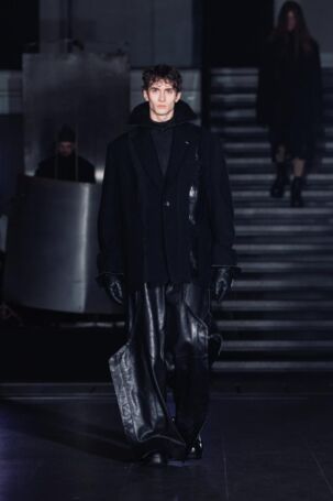 9/57 | SONGZIO | Fall 2025 Menswear | Courtesy of SONGZIO SONGZIO | Fall 2025 Menswear | Courtesy of SONGZIO