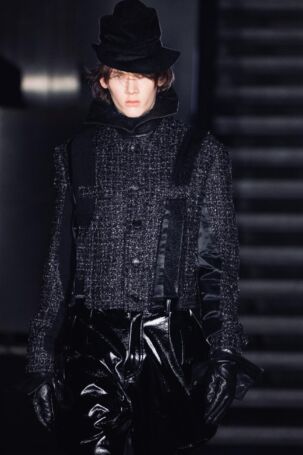 2/28 | Details at SONGZIO | Fall 2025 Menswear | Courtesy of SONGZIO Details at SONGZIO | Fall 2025 Menswear | Courtesy of SONGZIO