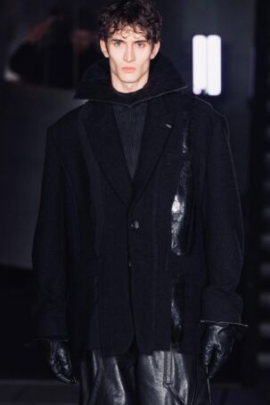 7/28 | Details at SONGZIO | Fall 2025 Menswear | Courtesy of SONGZIO Details at SONGZIO | Fall 2025 Menswear | Courtesy of SONGZIO