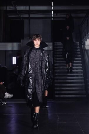 1/11 | Setting at SONGZIO | Fall 2025 Menswear | Courtesy of SONGZIO Setting at SONGZIO | Fall 2025 Menswear | Courtesy of SONGZIO