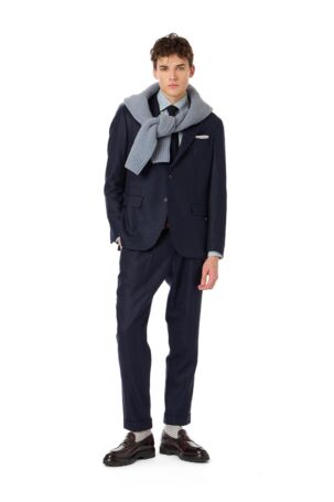 12/18 | Eleventy | Fall 2025 Menswear | Courtesy of Eleventy Eleventy | Fall 2025 Menswear | Courtesy of Eleventy
