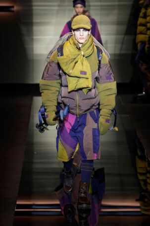 1/111 | Emporio Armani Fall 2025 Menswear | Photo: NOWFASHION.com Emporio Armani Fall 2025 Menswear | Photo: NOWFASHION.com