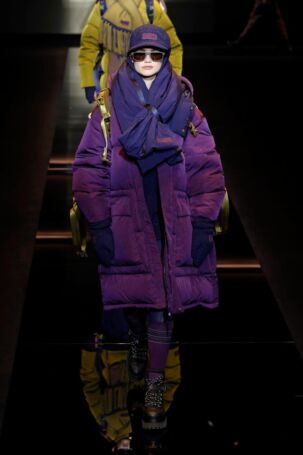 4/111 | Emporio Armani Fall 2025 Menswear | Photo: NOWFASHION.com Emporio Armani Fall 2025 Menswear | Photo: NOWFASHION.com