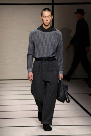 4/111 | Giorgio Armani Fall 2025 Menswear | Photo: NOWFASHION.com Giorgio Armani Fall 2025 Menswear | Photo: NOWFASHION.com