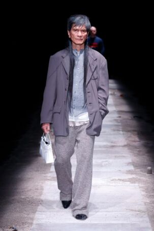 7/35 | Magliano Fall 2025 Menswear | Photo: NOWFASHION.com Magliano Fall 2025 Menswear | Photo: NOWFASHION.com