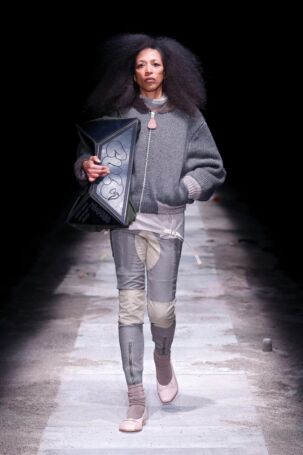 9/35 | Magliano Fall 2025 Menswear | Photo: NOWFASHION.com Magliano Fall 2025 Menswear | Photo: NOWFASHION.com
