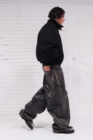5/35 | PDF Fall 2025 Menswear | Photo: Astra Marina/BFA | Courtesy of PDF PDF Fall 2025 Menswear | Photo: Astra Marina/BFA | Courtesy of PDF