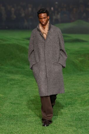 3/61 | Zegna Fall 2025 Menswear | Photo: NOWFASHION.com Zegna Fall 2025 Menswear | Photo: NOWFASHION.com
