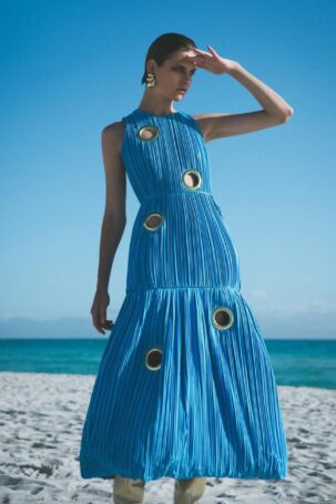 3/34 | Atelier Ndigo | Pre-Fall 2025 | Courtesy of Atelier Ndigo Atelier Ndigo | Pre-Fall 2025 | Courtesy of Atelier Ndigo