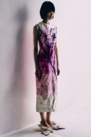 8/43 | Erdem Pre-Fall 2025 | Photo: Ruby Pluhar | Courtesy of Erdem Erdem Pre-Fall 2025 | Photo: Ruby Pluhar | Courtesy of Erdem