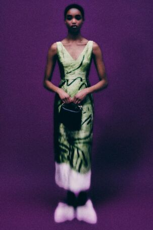 11/43 | Erdem Pre-Fall 2025 | Photo: Ruby Pluhar | Courtesy of Erdem Erdem Pre-Fall 2025 | Photo: Ruby Pluhar | Courtesy of Erdem