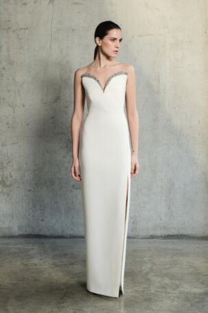 7/33 | Roland Mouret | Pre-Fall 2025 | Courtesy of Roland Mouret Roland Mouret | Pre-Fall 2025 | Courtesy of Roland Mouret