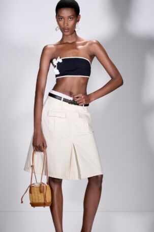 6/34 | Self-Portrait | Pre-Fall 2025 | Courtesy of Self-Portrait Self-Portrait | Pre-Fall 2025 | Courtesy of Self-Portrait