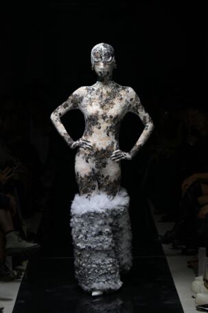 1/15 | Hengdi Wang | Spring 2025 | Courtesy of Hengdi Wang Hengdi Wang | Spring 2025 | Courtesy of Hengdi Wang