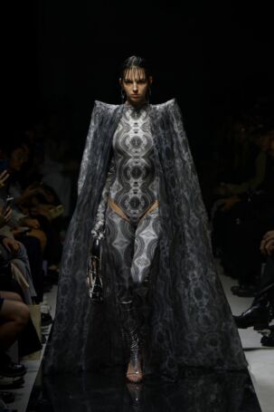 2/15 | Hengdi Wang | Spring 2025 | Courtesy of Hengdi Wang Hengdi Wang | Spring 2025 | Courtesy of Hengdi Wang