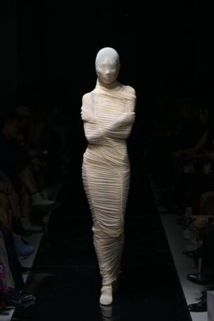11/15 | Hengdi Wang | Spring 2025 | Courtesy of Hengdi Wang Hengdi Wang | Spring 2025 | Courtesy of Hengdi Wang