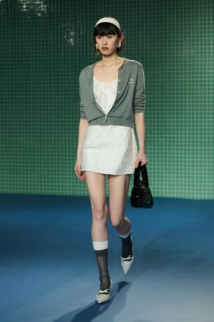 10/60 | SHUSHU/TONG | Spring 2025 | Courtesy of SHUSHU/TONG SHUSHU/TONG | Spring 2025 | Courtesy of SHUSHU/TONG