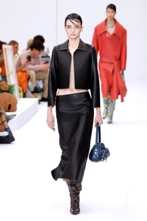 7/51 | Acne Studios Spring 2025 | Photo: NOWFASHION.com Acne Studios Spring 2025 | Photo: NOWFASHION.com
