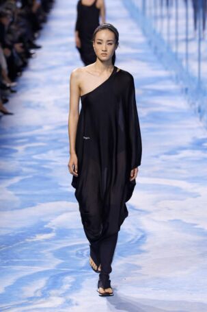 12/82 | Dior Spring 2025 | Photo: NOWFASHION.com Dior Spring 2025 | Photo: NOWFASHION.com