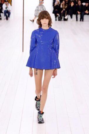 5/58 | Loewe Spring 2025 | Photo: NOWFASHION.com Loewe Spring 2025 | Photo: NOWFASHION.com