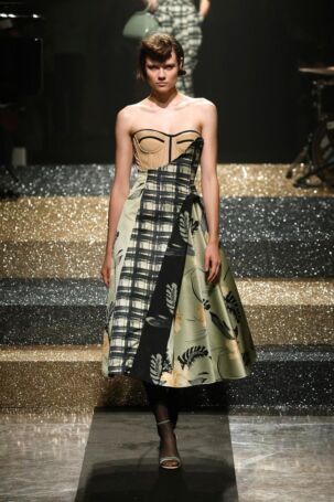 1/86 | Antonio Marras Spring 2025 | Photo: NOWFASHION.com Antonio Marras Spring 2025 | Photo: NOWFASHION.com