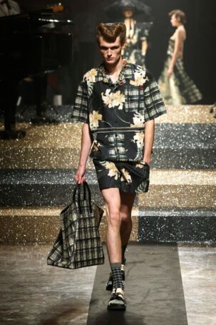 4/86 | Antonio Marras Spring 2025 | Photo: NOWFASHION.com Antonio Marras Spring 2025 | Photo: NOWFASHION.com