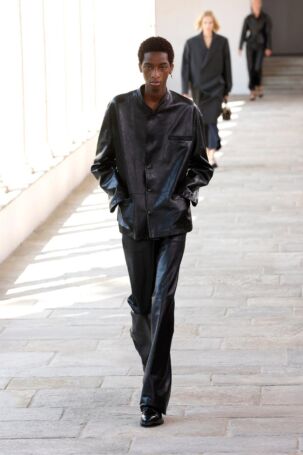 7/57 | Bally Spring 2025 | Photo: NOWFASHION.com Bally Spring 2025 | Photo: NOWFASHION.com