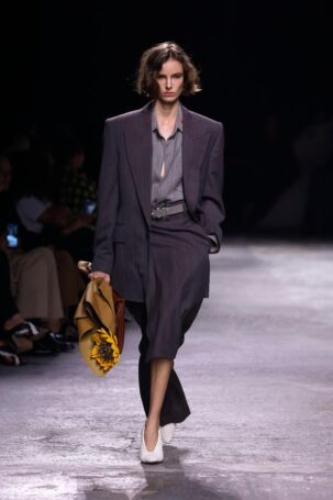1/74 | Bottega Veneta Spring 2025 | Photo: NOWFASHION.com Bottega Veneta Spring 2025 | Photo: NOWFASHION.com