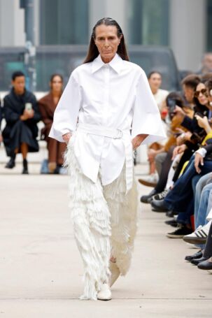 10/29 | Calcaterra Spring 2025 | Photo: NOWFASHION.com Calcaterra Spring 2025 | Photo: NOWFASHION.com