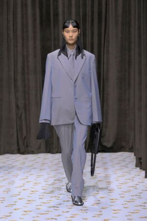 7/70 | Jil Sander Spring 2025 | Photo: NOWFASHION.com Jil Sander Spring 2025 | Photo: NOWFASHION.com