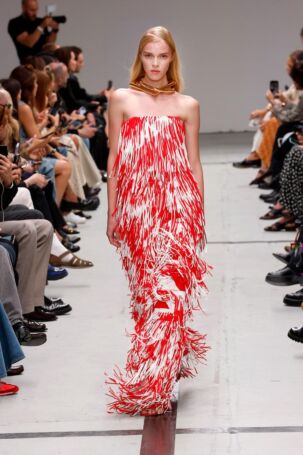 10/44 | Missoni Spring 2025 | Photo: NOWFASHION.com Missoni Spring 2025 | Photo: NOWFASHION.com