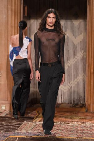 5/32 | Ahluwalia Spring 2025 | Photo: NOWFASHION.com Ahluwalia Spring 2025 | Photo: NOWFASHION.com