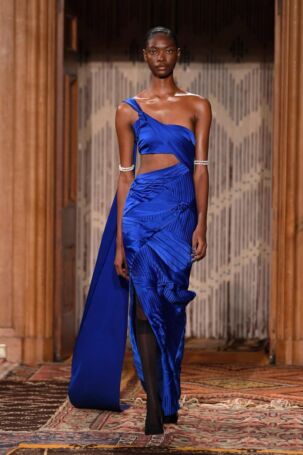 6/32 | Ahluwalia Spring 2025 | Photo: NOWFASHION.com Ahluwalia Spring 2025 | Photo: NOWFASHION.com