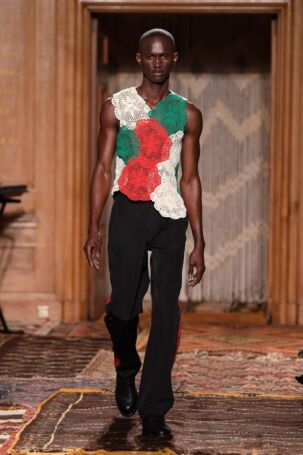7/32 | Ahluwalia Spring 2025 | Photo: NOWFASHION.com Ahluwalia Spring 2025 | Photo: NOWFASHION.com