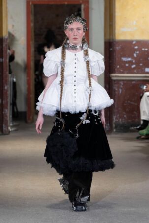 2/48 | Chopova Lowena | Spring 2025 | Courtesy of Chopova Lowena Chopova Lowena | Spring 2025 | Courtesy of Chopova Lowena
