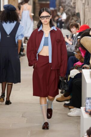 8/46 | Kent&Curwen Spring 2025 | Photo: NOWFASHION.com Kent&Curwen Spring 2025 | Photo: NOWFASHION.com